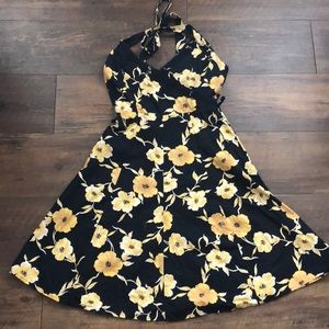 Forever 21 sun dress size xs